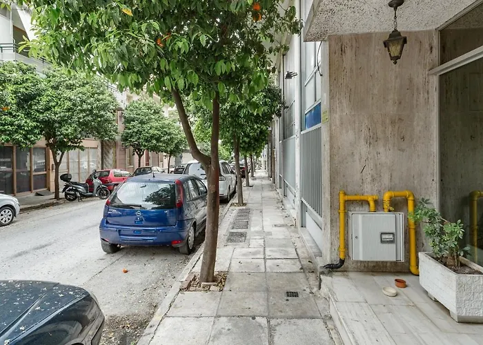 Koukaki Studio With A Sunny Balcony, Near The Acropolis