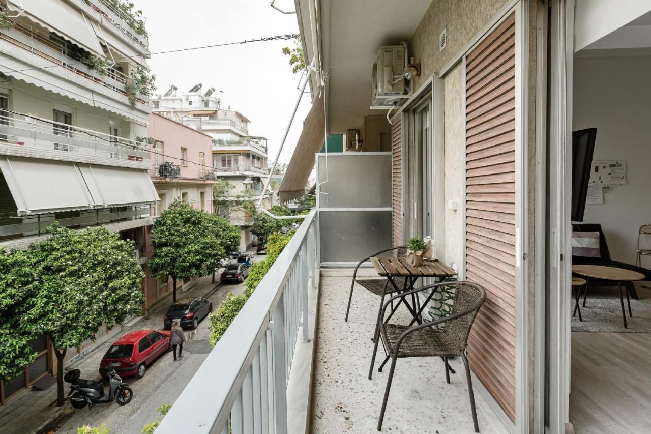 Koukaki With A Sunny Balcony, Near The Acropolis *